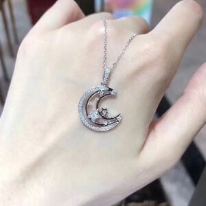 The Celestial Pendant Necklace in 925 silver